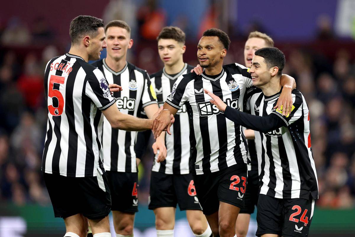 球速体育包含纽卡斯尔发布备战花絮，加时末段内部沟通，欧联任务艰巨，训练强度明显提升的词条